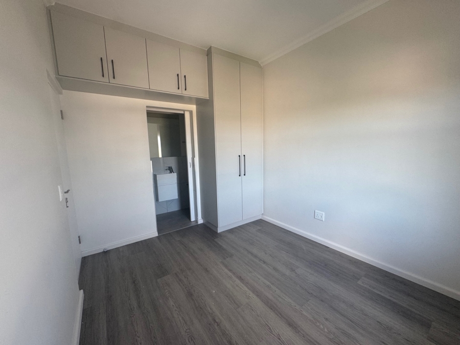 1 Bedroom Property for Sale in Table View Western Cape